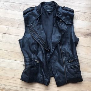 Rock and roll vest